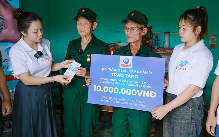 Biểu tượng hỗ trợ khách hàng 24/7 của Suncity 888